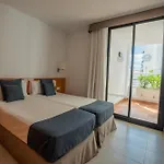 Apartamento Beatrix 2000
