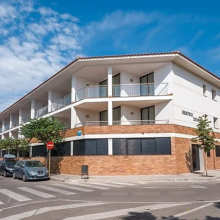 Beatrix 2000 Apartment Pineda de Mar