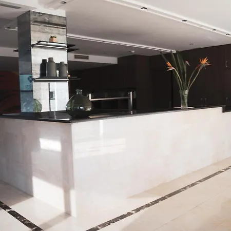 Apartment Beatrix 2000 *