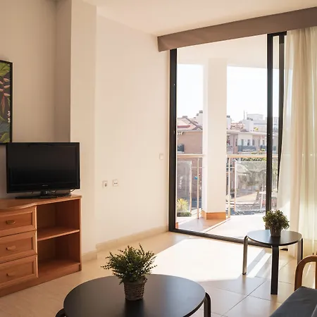 Beatrix 2000 * Pineda De Mar