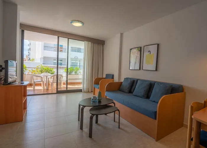 Beatrix 2000 * Pineda de Mar